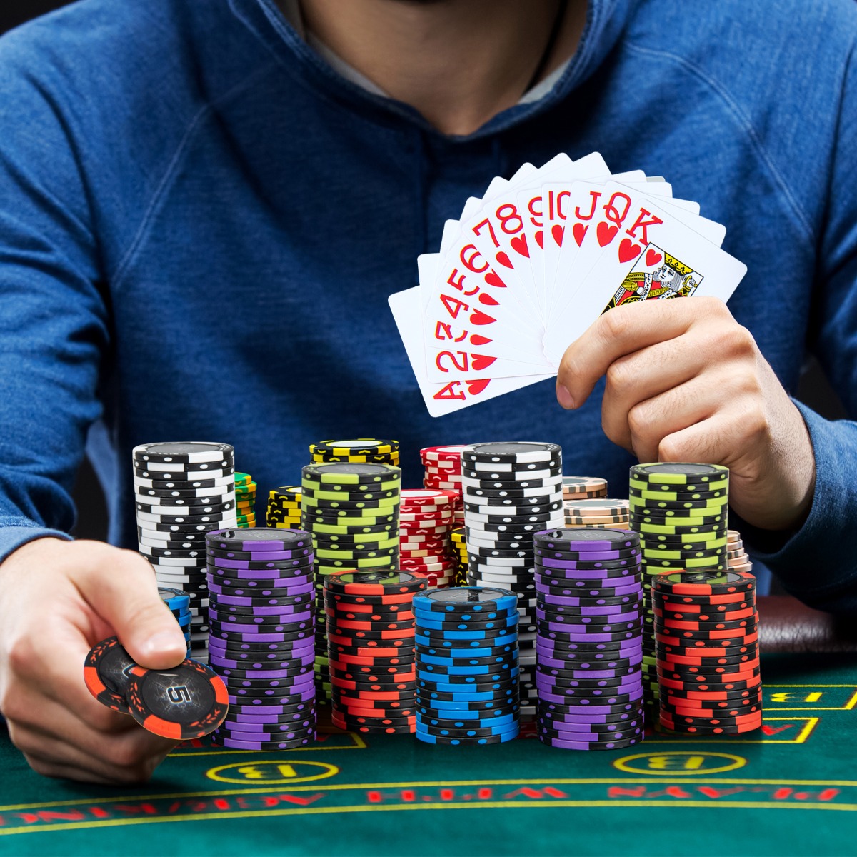 Pokerset mit 300 Laser-Chips & Spielkarten & 5 Würfeln & 3 Händler-Chips & 2 Schlüsseln Pokerkoffer