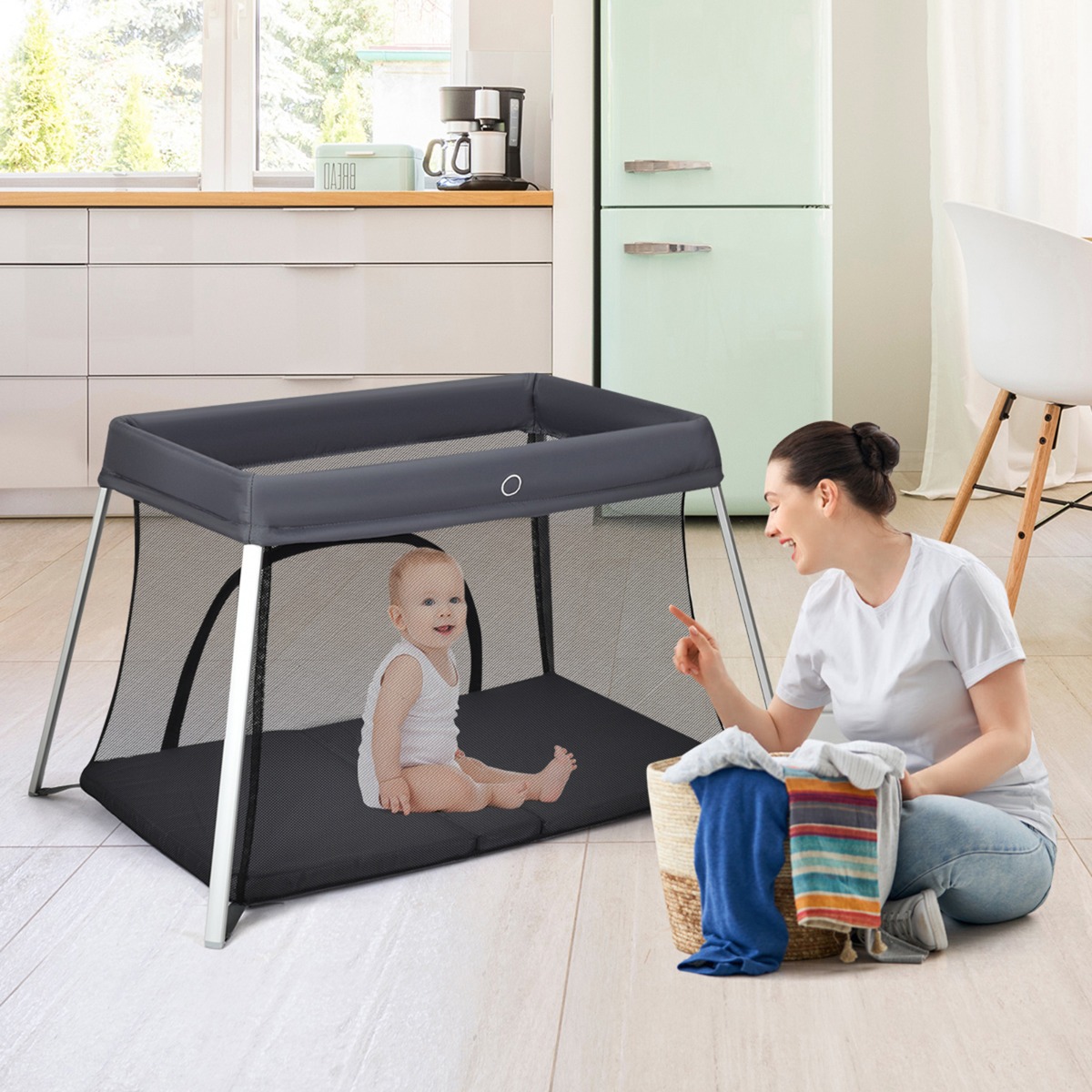 Ein-Konpf-klappbares Babybett mit Matratze & Reißverschlusstür & Tragetasche Dunkelgrau