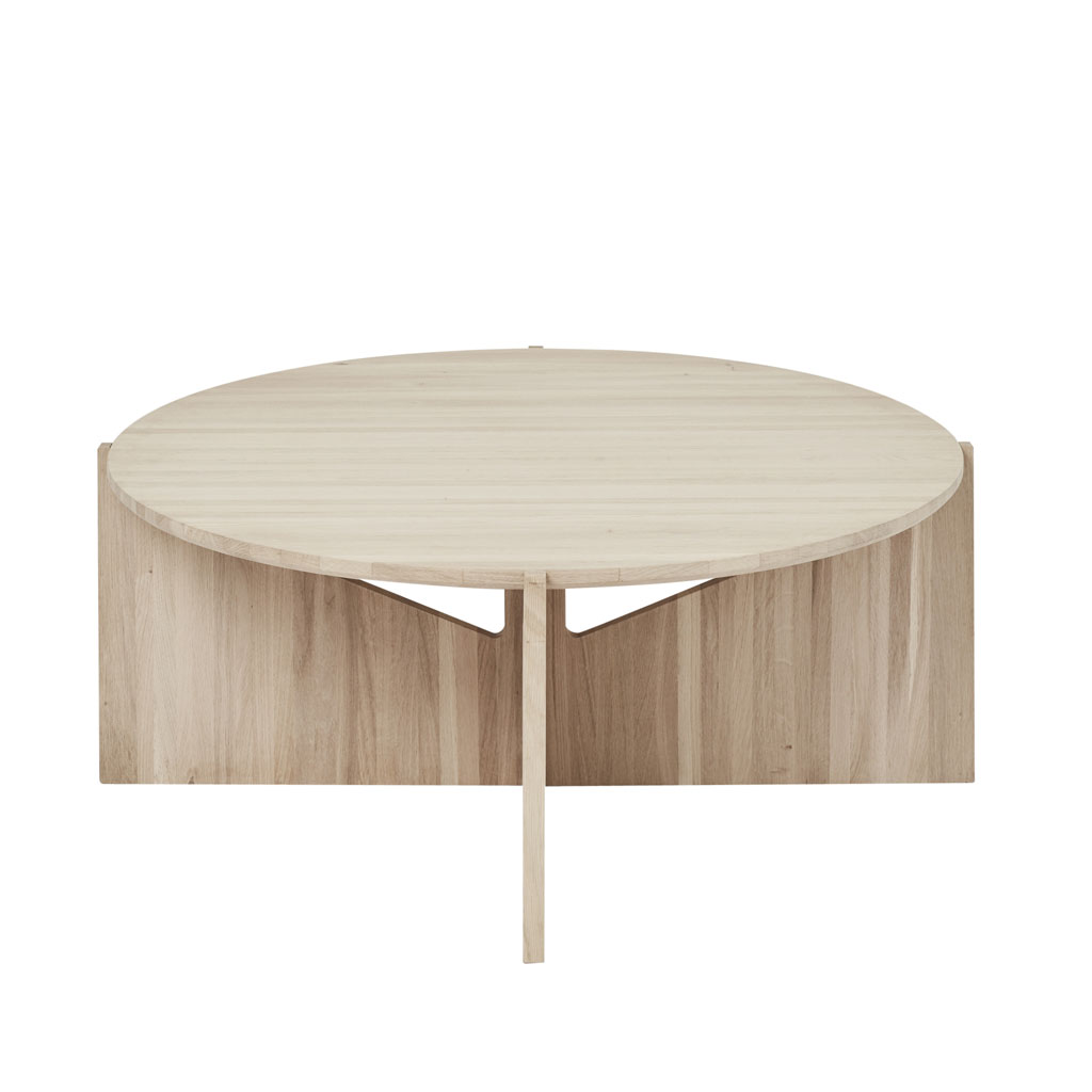 Kristina Dam – XL Table – Sofatisch aus Holz im geometrischen Design