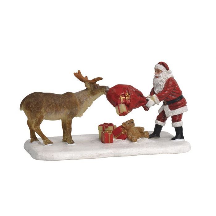 LUVILLE – Reindeer Teasing Santa