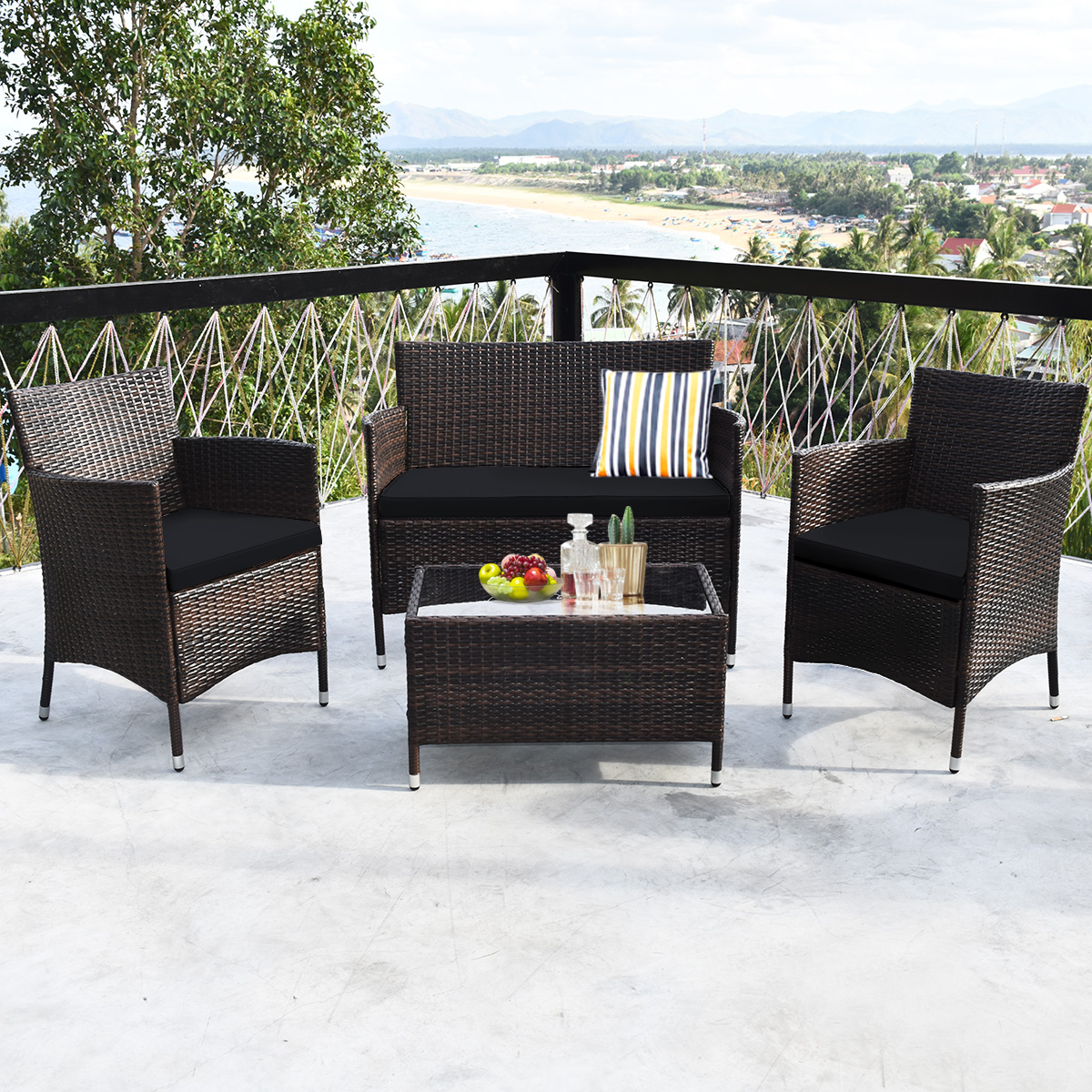 4 Stück Outdoor Terrassenmöbel Set aus PE Rattan mit gehärtetem Glastisch & Kissen Schwarz