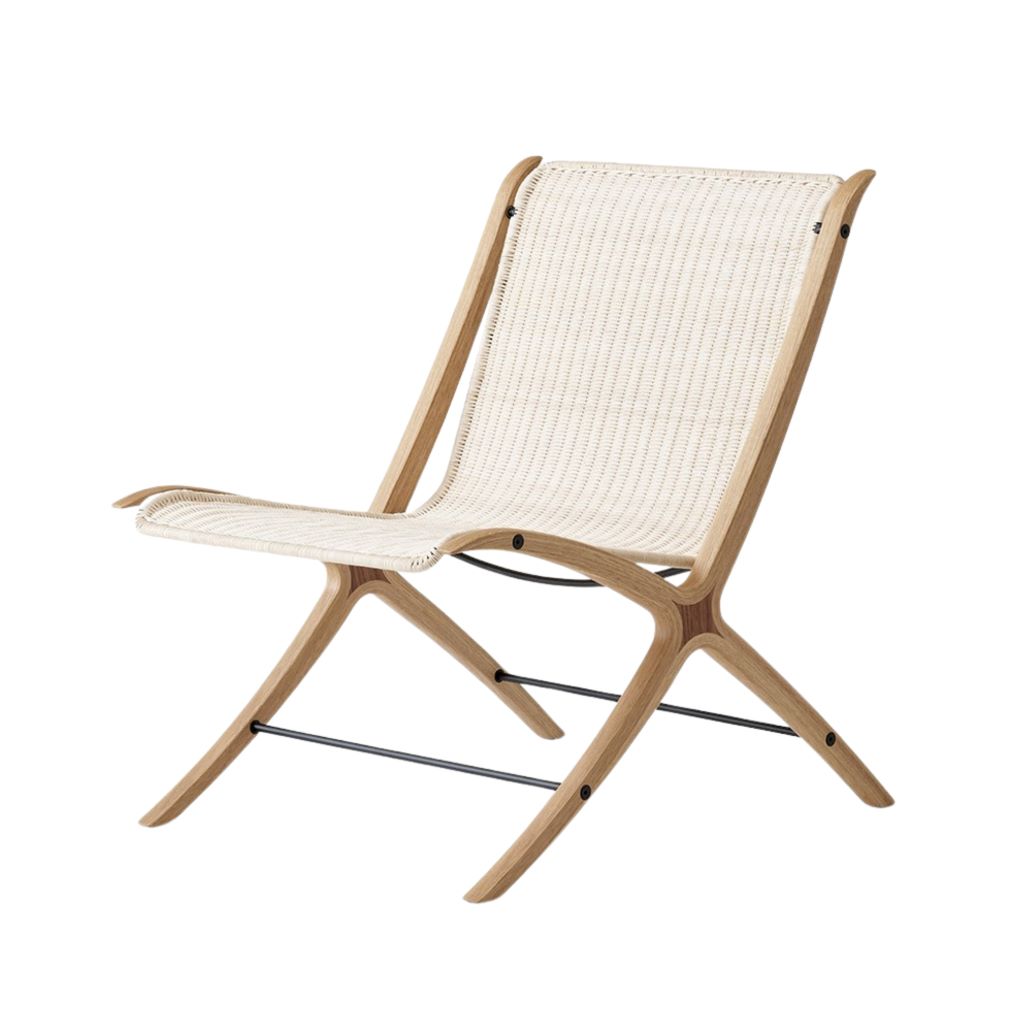 &tradition – X HM10 – dänischer Loungesessel aus Eichenholz und Rattan