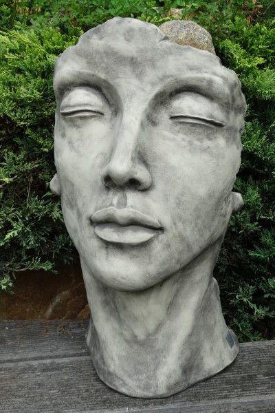 Gartenfigur Gesicht „FRAU“, Steinguss, klein – Original von Vidroflor