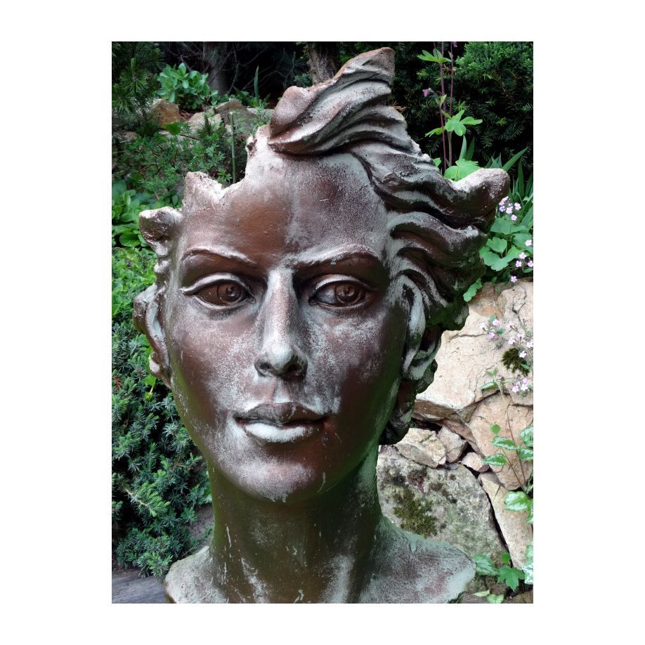 Gartenfigur Gesicht „FRAU“, im Bronzestil, Medium – Original von Vidroflor