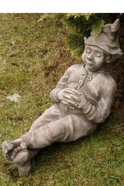 Gartenfigur „SCHLAFENDER WICHTEL“ © by Fiona Scott, Steinguss – Original von …