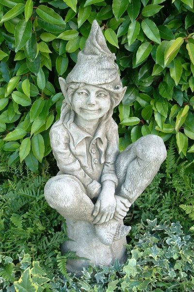 Gartenfigur Elfe „SUSAN“, Steinguss, © by Fiona Scott – Original von Vidroflor