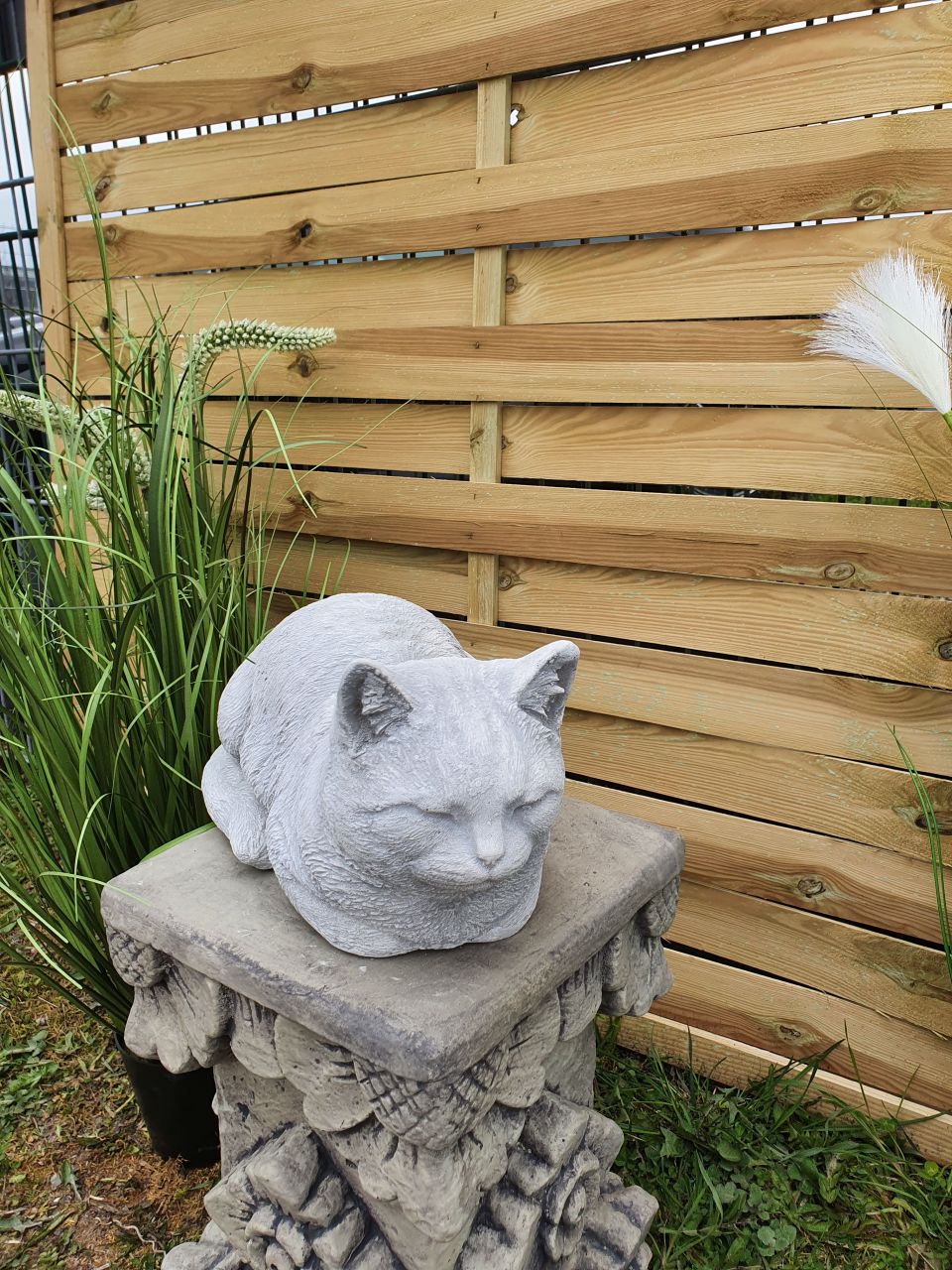 Gartenfigur Kleine Katze, verschiedene Farben