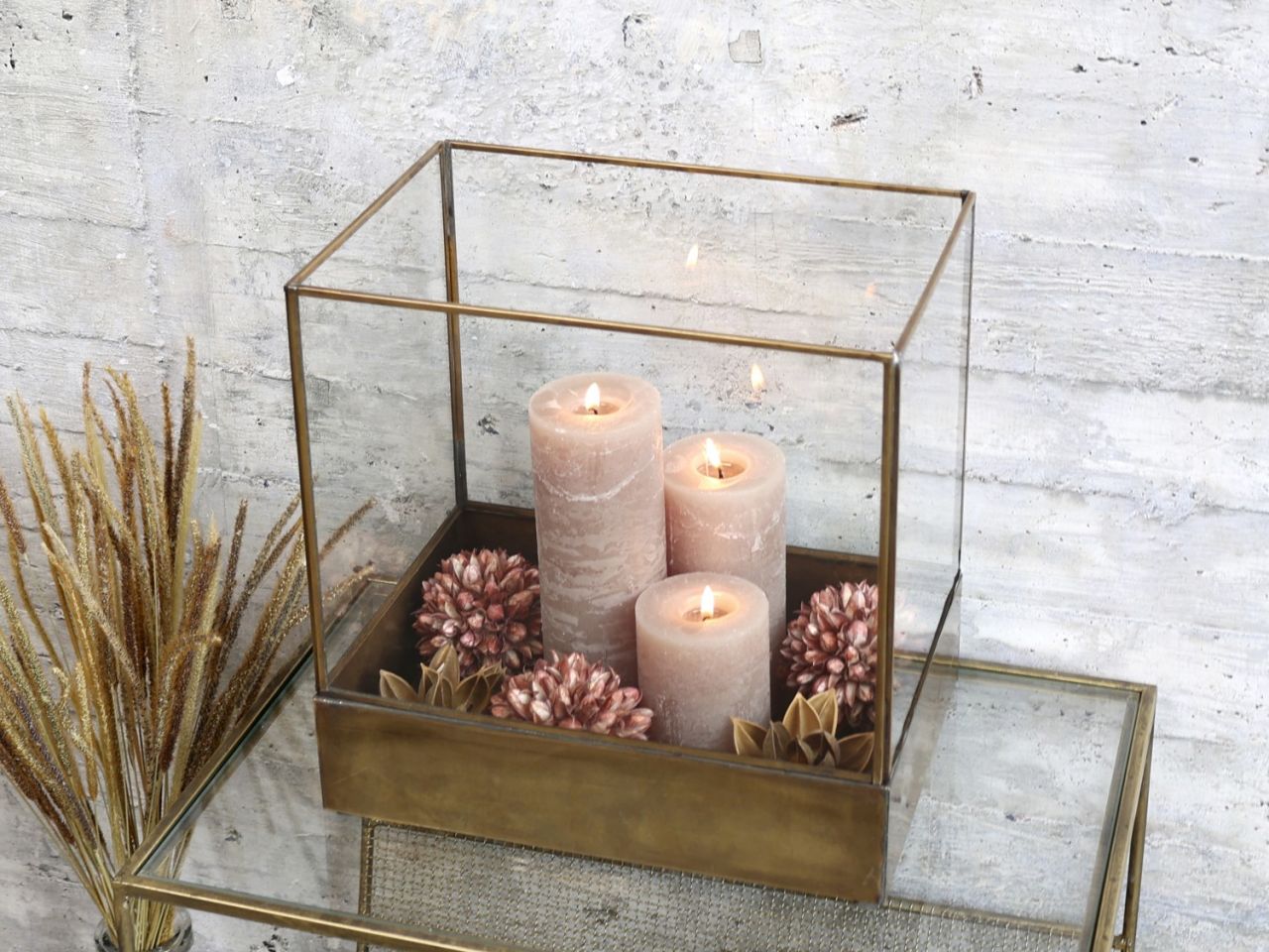 Display aus Glas und Eisen von Chic Antique