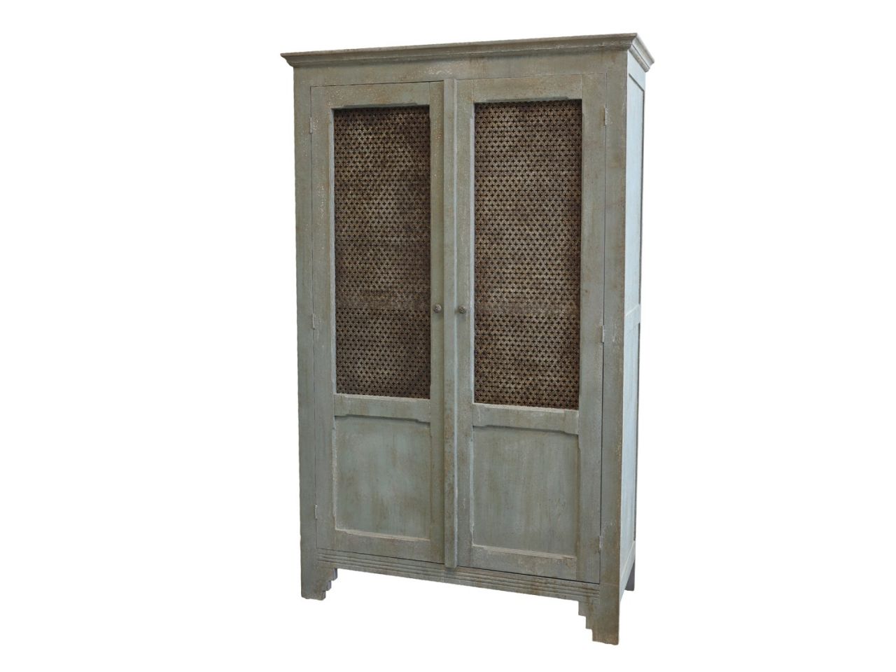 Alter französischer Wäscheschrank von Chic Antique