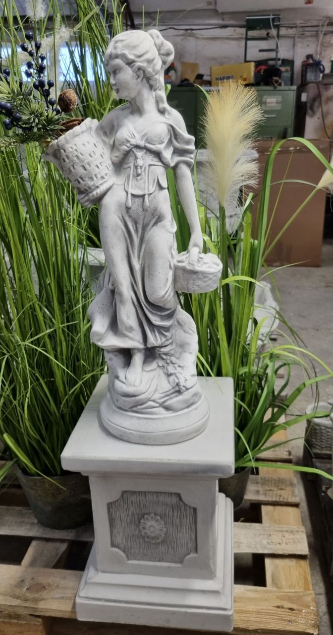 Gartenfigur „Blumenmädchen mit Körben“, antik grau