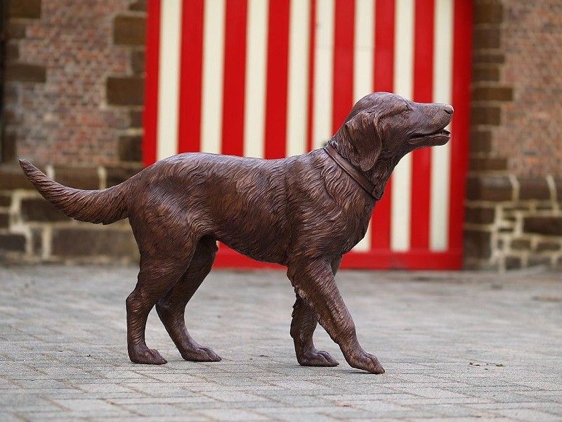 Bronzefigur Labrador