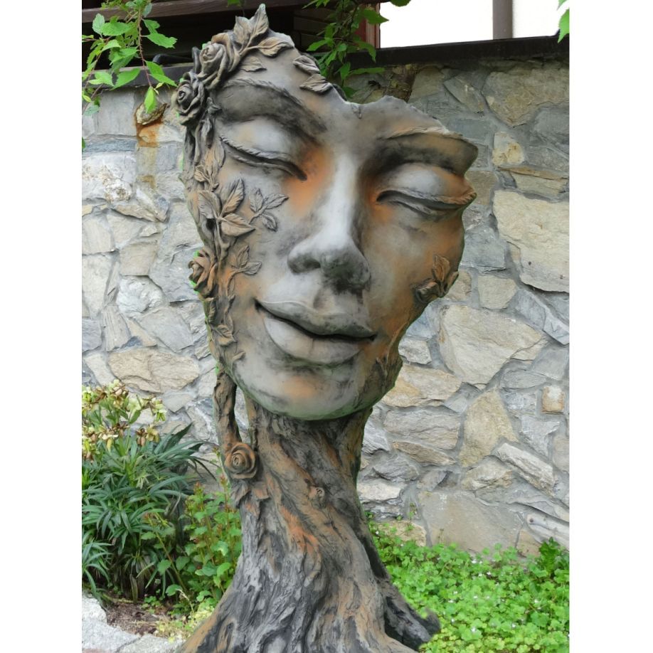 Gartenfigur Waldhüterin „Flora“, Steinguss, Rosteffekt – Original von Vidroflor