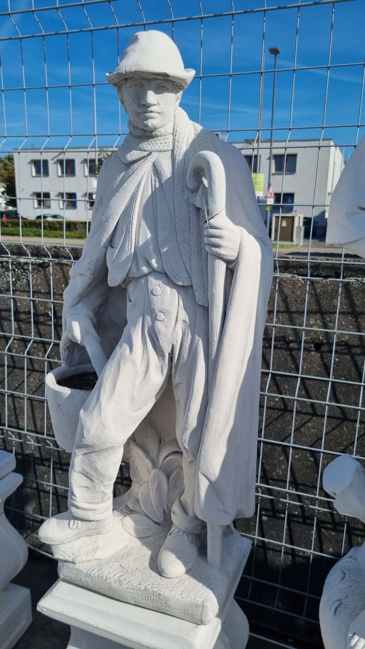 Gartenfigur „Der Hirte“, antik grau