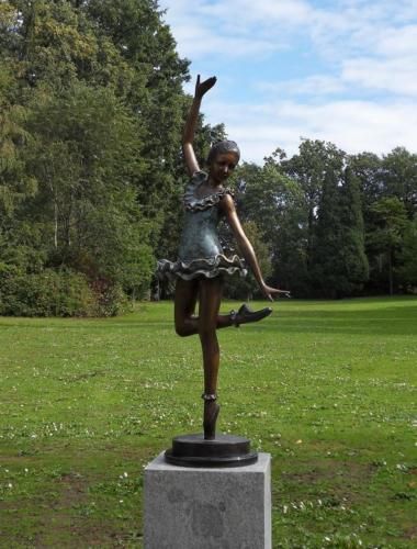 Bronzefigur Ballerina