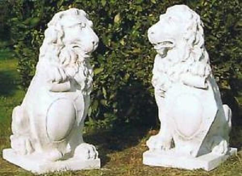 Gartenfigur Zwei Löwen