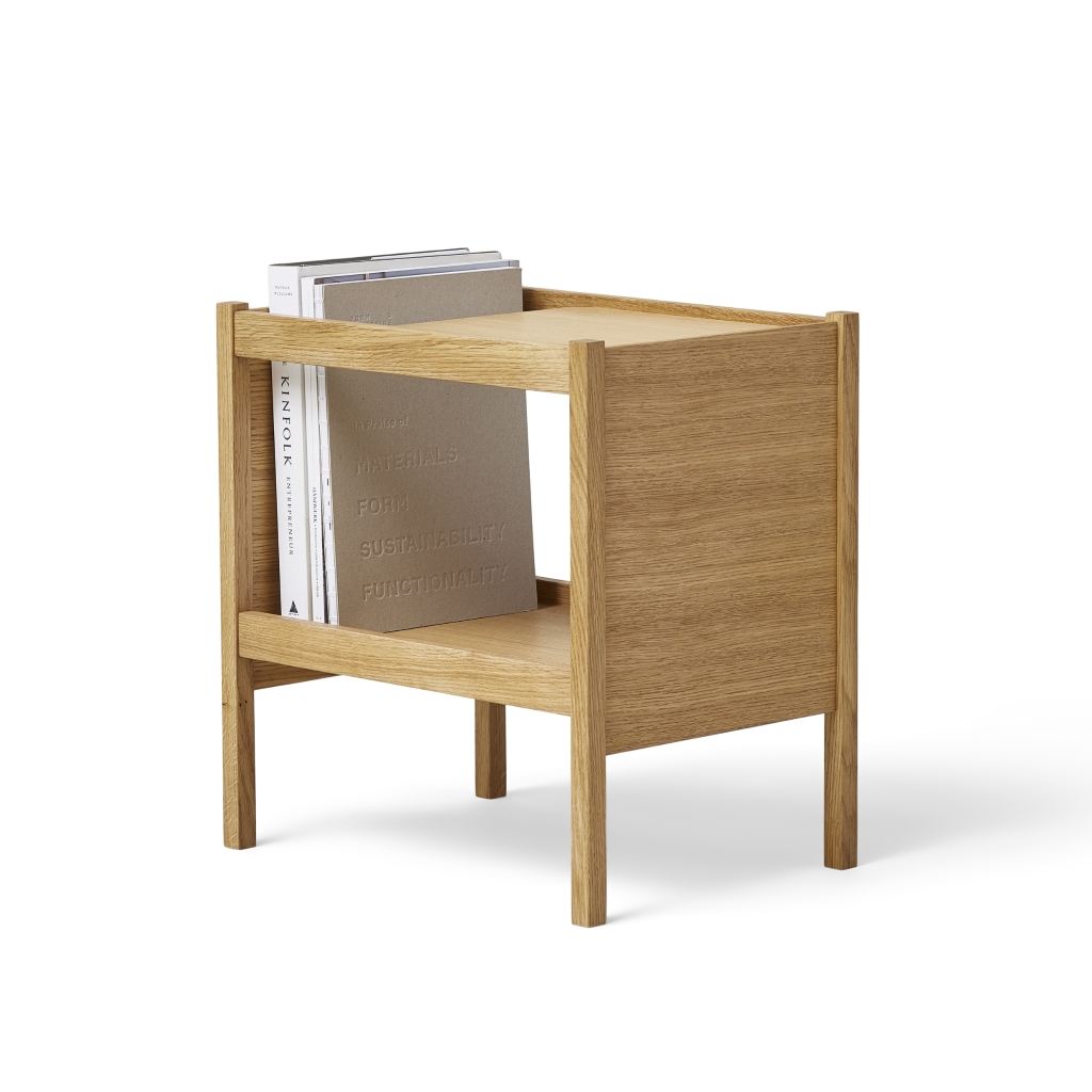 FORM & REFINE – Journal Side Table – Beistelltisch mit Magazinhalter